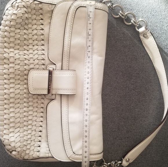 Coach - Picture 3 of 6